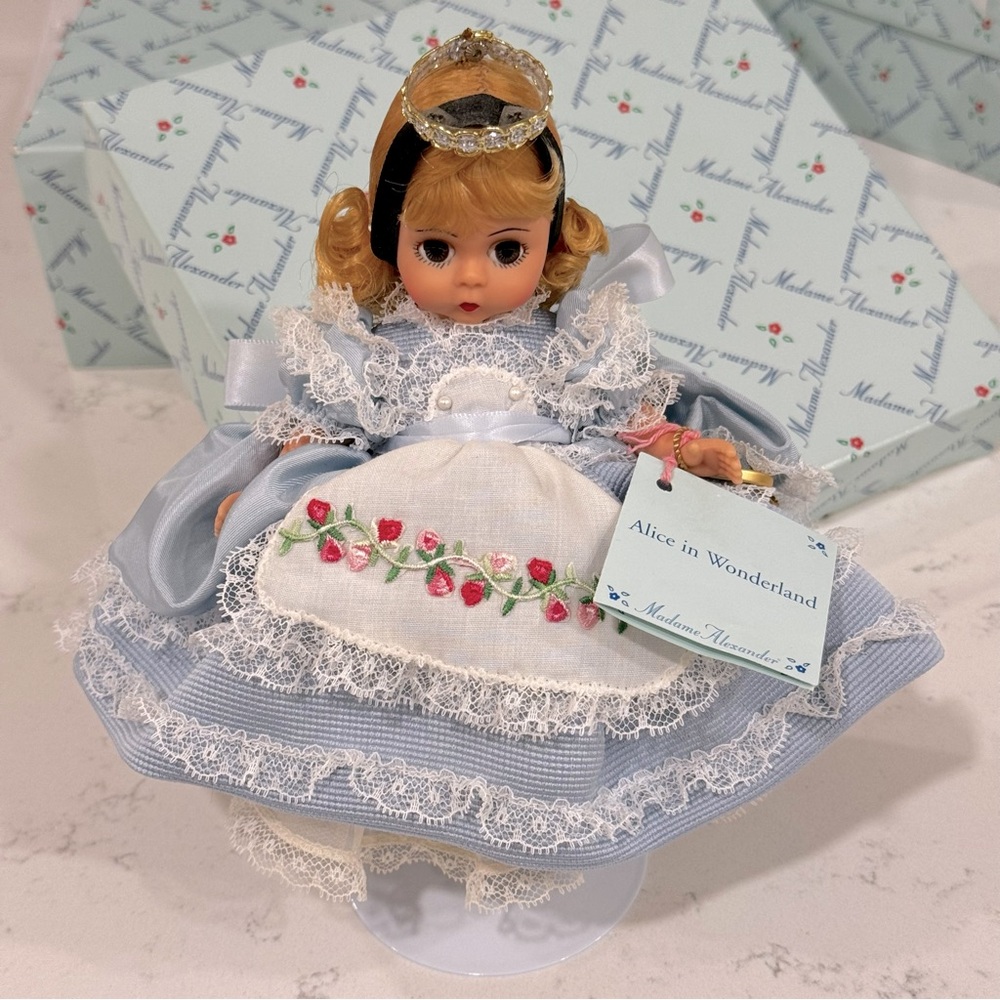 Enchantments by Rhonda  Madame Alexander Alice in Wonderland 13001